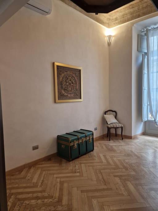 Elegante In Centro. Apartamento *