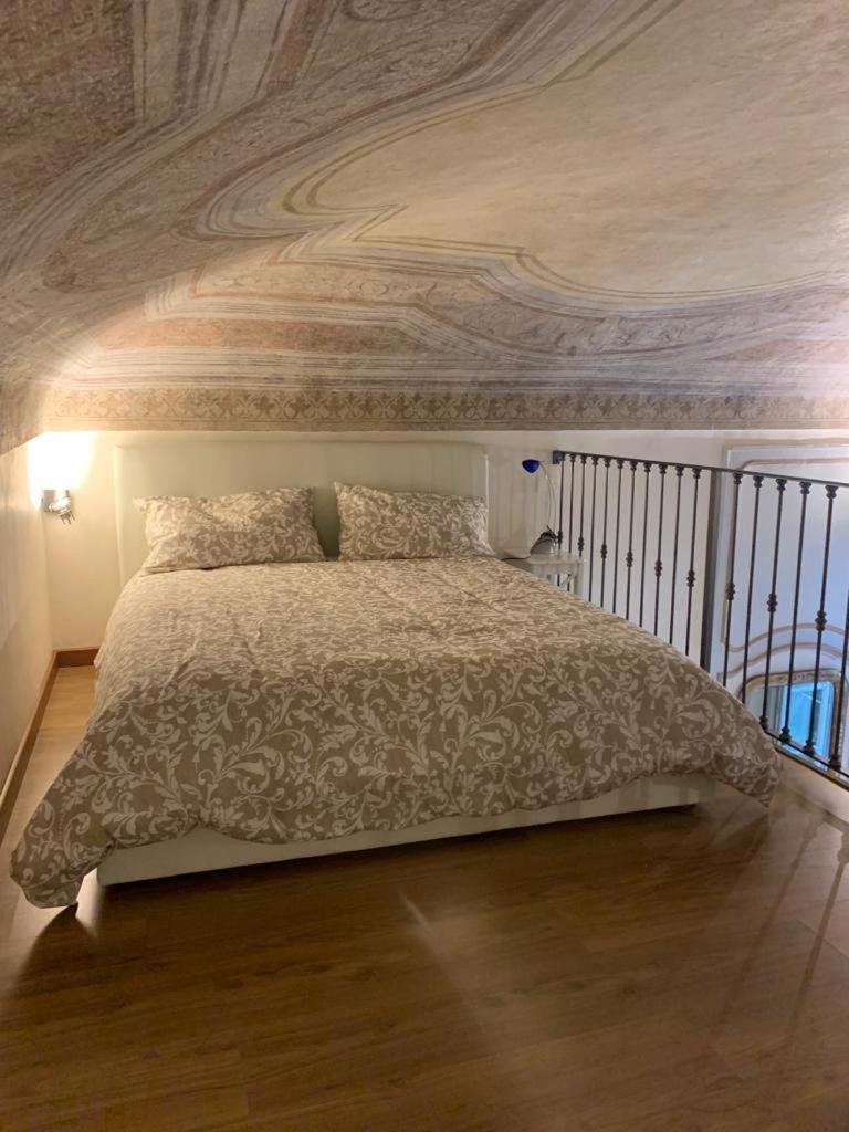 Apartamento Elegante In Centro. *